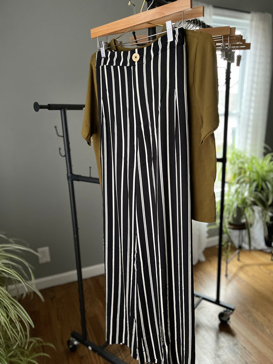 Chic Striped Wide Leg Trousers