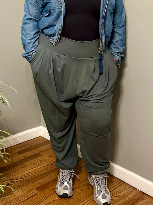 Butter Pleat High Waist Jogger